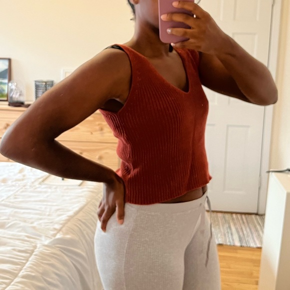 Knit Tank - Picture 3 of 3